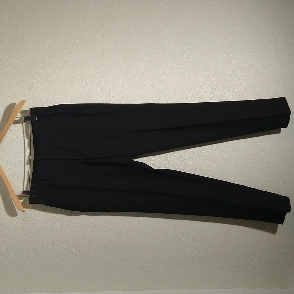 Men’s Kenneth Cole REACTION pants size 30x32. Black